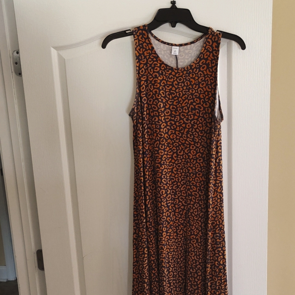 Old Navy Ladies Tall Leopard print sleeveless dress size medium